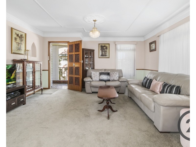27 Glenwari Street, Sadleir NSW 2168