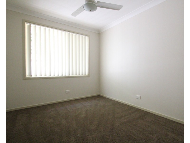 23 Glenelg Court, Wattle Grove NSW 2173