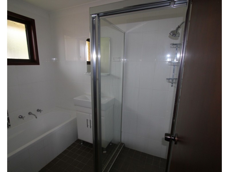 88 Trobriand Crescent, Glenfield NSW 2167