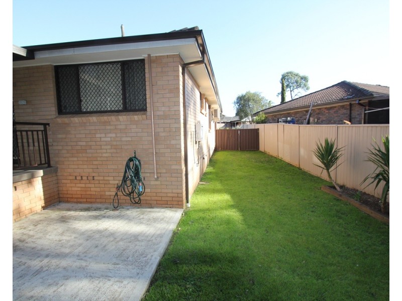 88 Trobriand Crescent, Glenfield NSW 2167