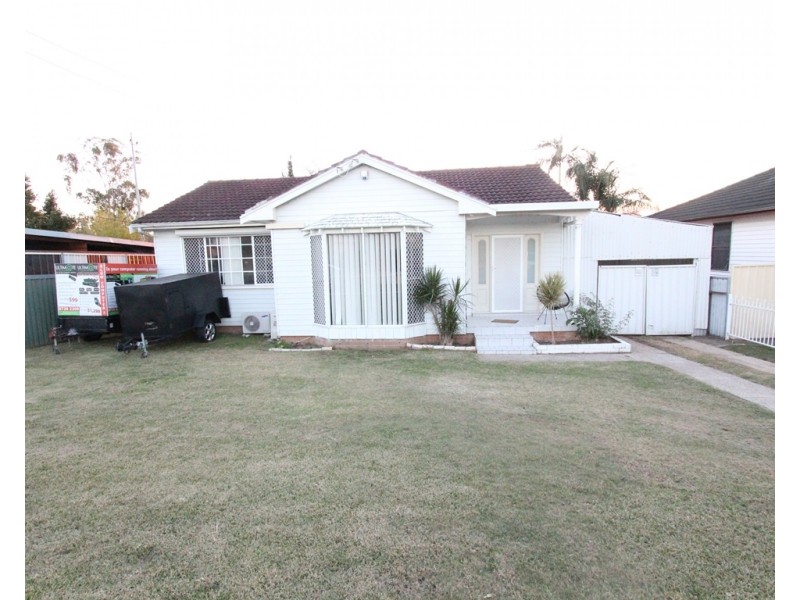 57 Amalfi Street, Lurnea NSW 2170