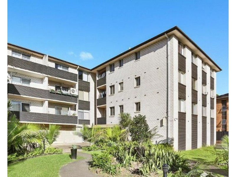 15/12-16 Goulburn Street, Liverpool NSW 2170