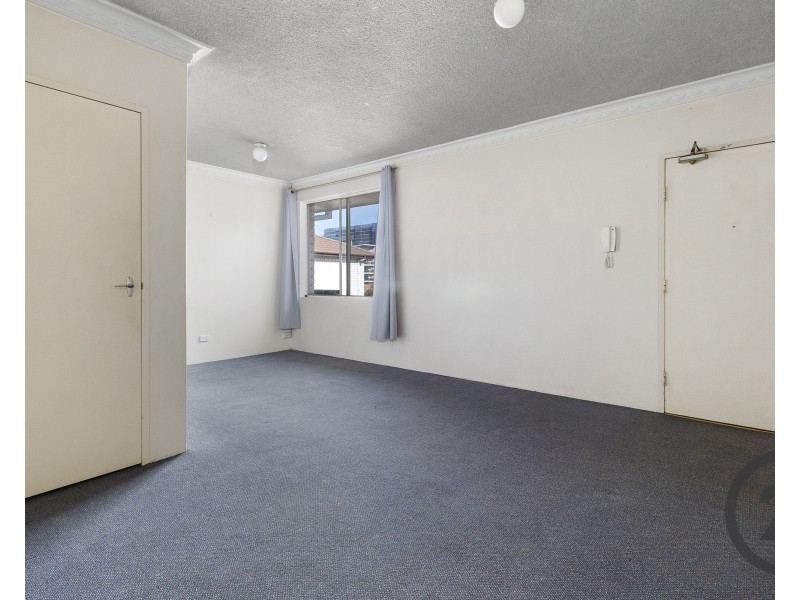 15/12-16 Goulburn Street, Liverpool NSW 2170