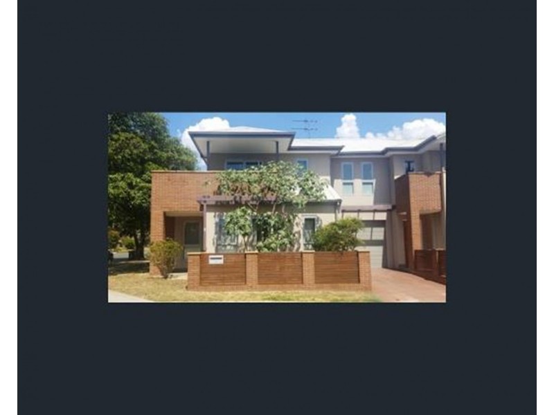 2 Sanananda Road, Holsworthy NSW 2173