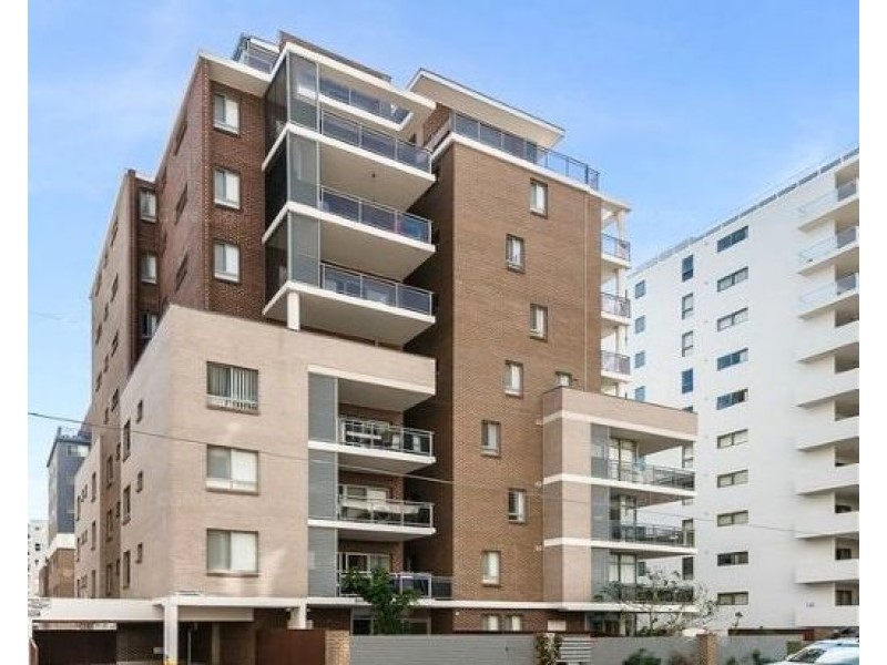 14/3-5  Browne Parade, Liverpool NSW 2170