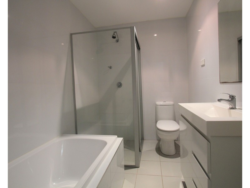 14/3-5  Browne Parade, Liverpool NSW 2170