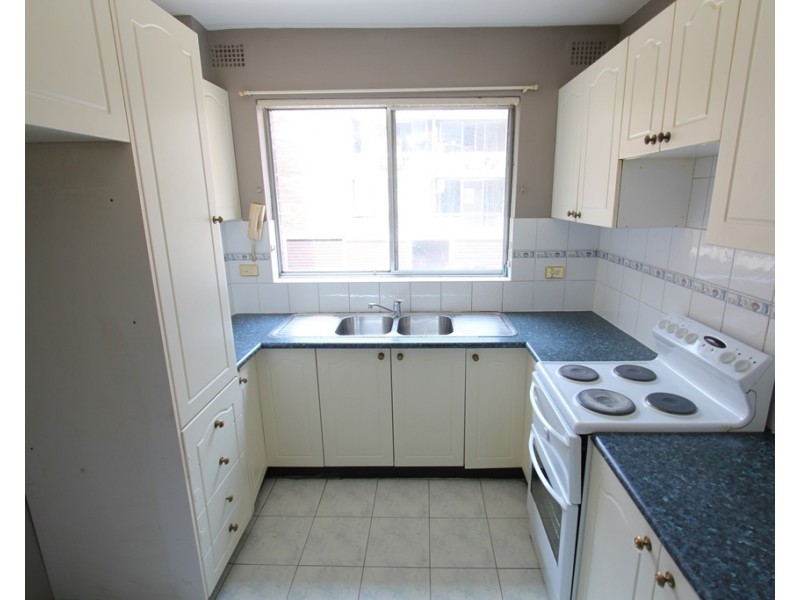 8/76 Copeland Street, Liverpool NSW 2170