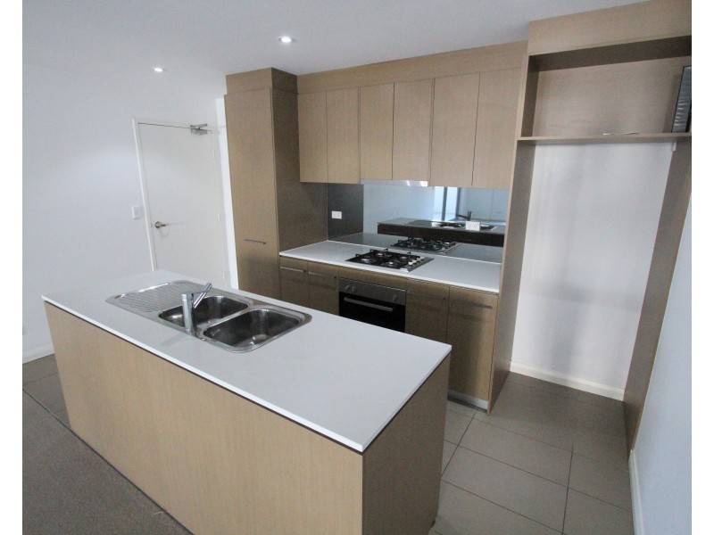 140/2  Browne Parade, Liverpool NSW 2170