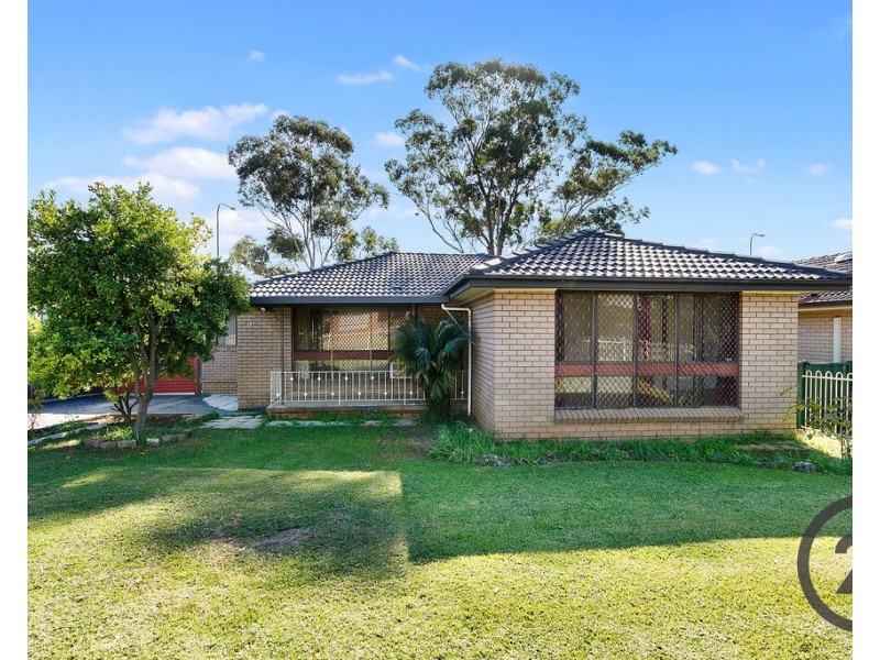 13 Bluegum Avenue, Prestons NSW 2170
