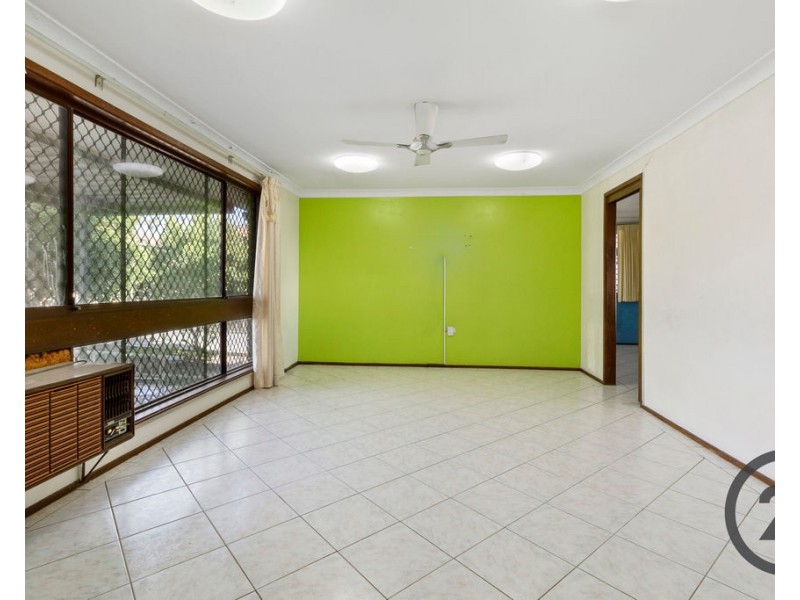 13 Bluegum Avenue, Prestons NSW 2170