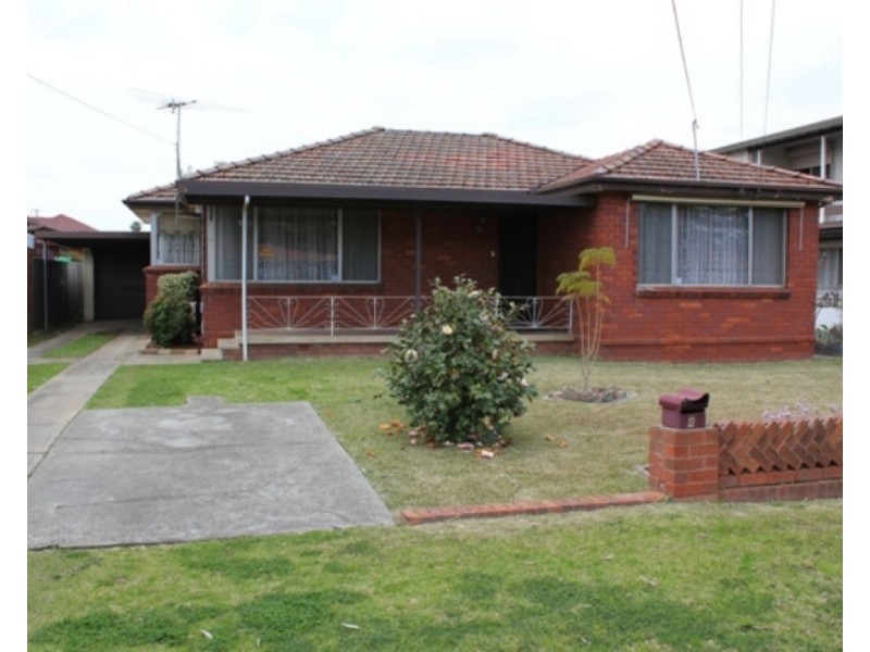 4 Bird Avenue, Lurnea NSW 2170