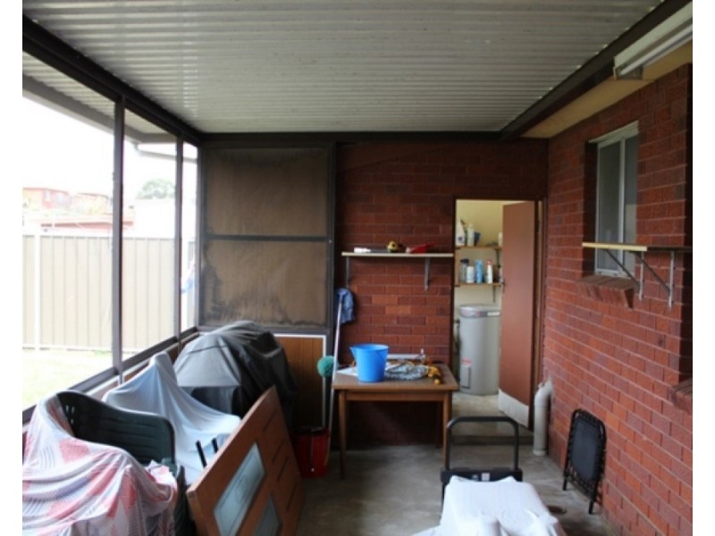 4 Bird Avenue, Lurnea NSW 2170