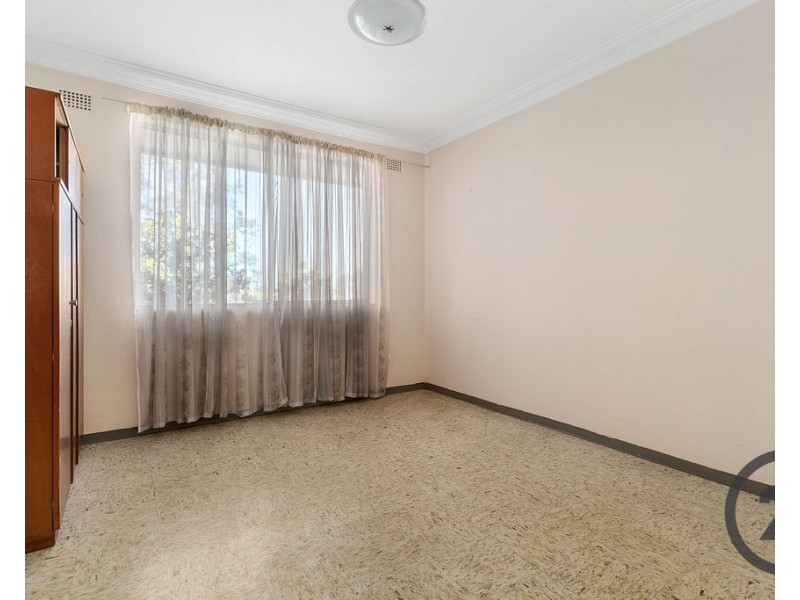 19 Glenfield Road, Glenfield NSW 2167
