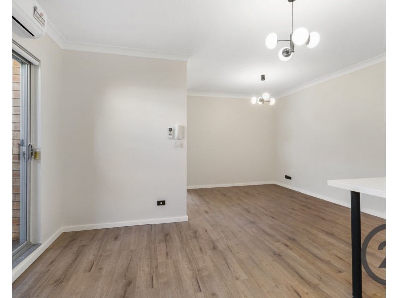 1/68 Bigge Street, Liverpool NSW 2170