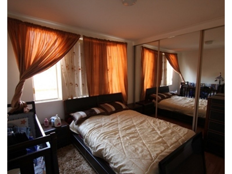 27/2 Riverpark Drive, Liverpool NSW 2170