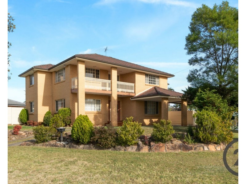 2  Gal Crescent, Moorebank NSW 2170