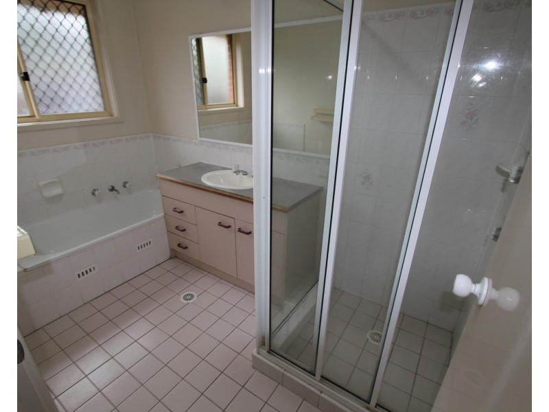 12 Exbury Court, Wattle Grove NSW 2173