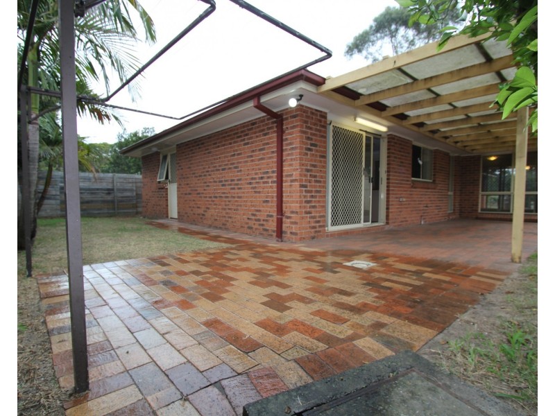 12 Exbury Court, Wattle Grove NSW 2173