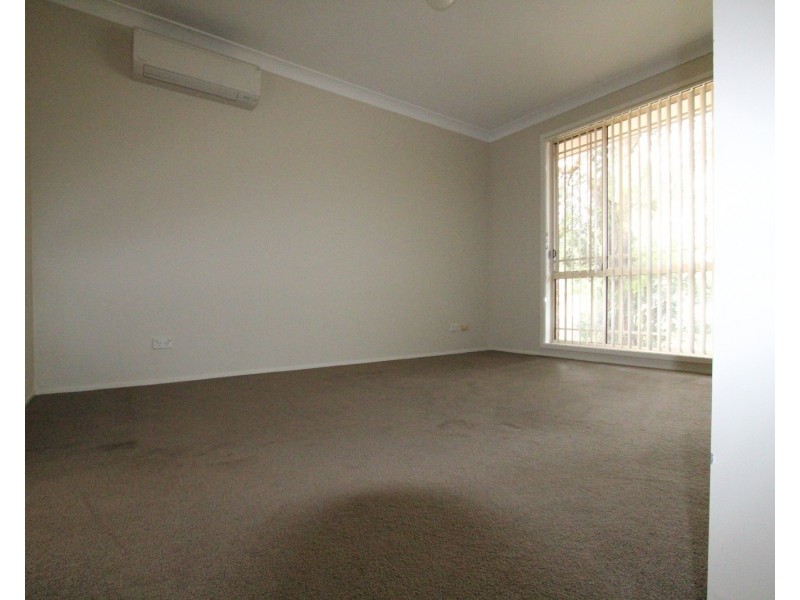 10 Warrego Court, Wattle Grove NSW 2173