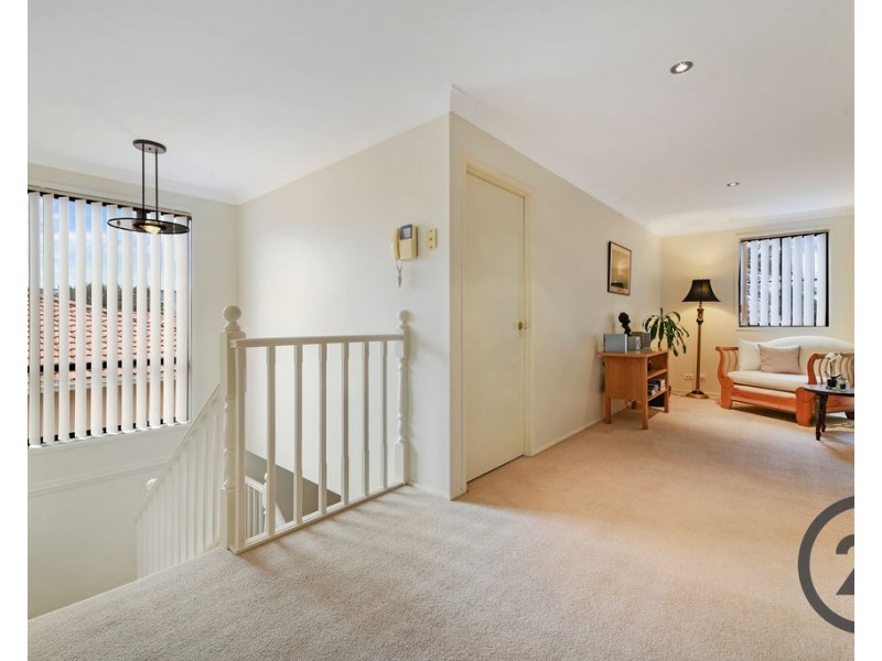 6 Collie Court, Wattle Grove NSW 2173