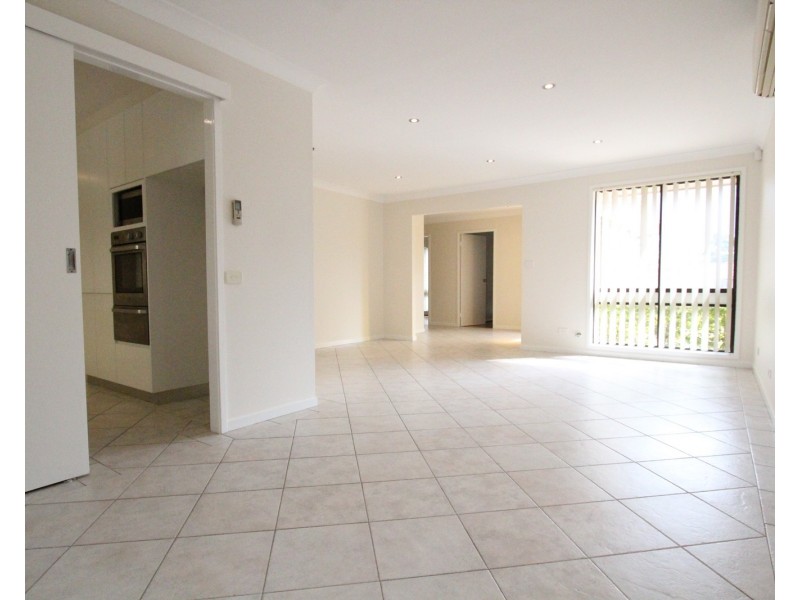 68 Epsom Road, Chipping Norton NSW 2170