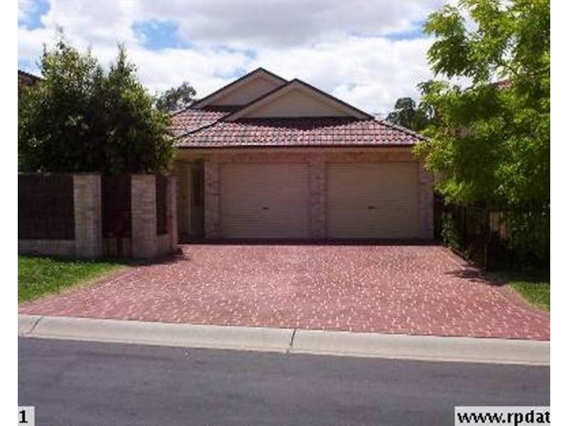 4 Barrington Court, Holsworthy NSW 2173