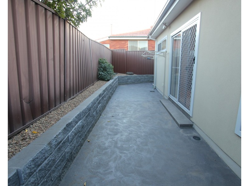 2A Holston Street, Casula NSW 2170