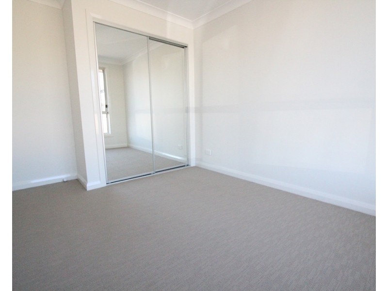 2  Weir Street, Leppington NSW 2179