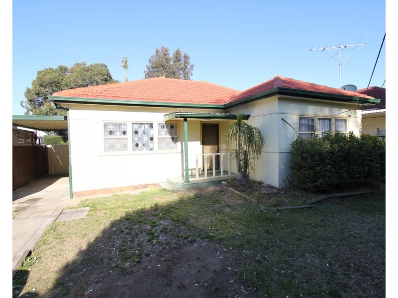 74 Moorebank Avenue, Moorebank NSW 2170