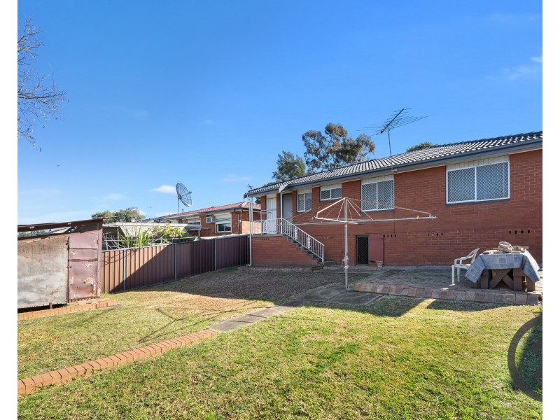 37 Birkdale Crescent, Liverpool NSW 2170