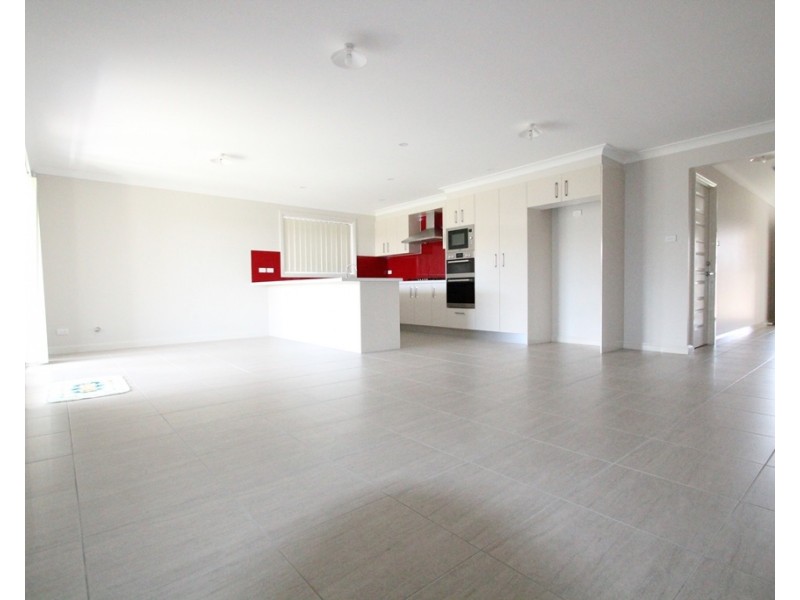 3 Keenan Street, Spring Farm NSW 2570