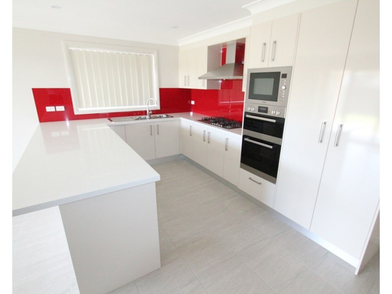 3 Keenan Street, Spring Farm NSW 2570