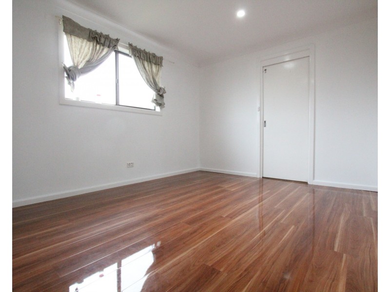 7 Williamson Crescent, Warwick Farm NSW 2170