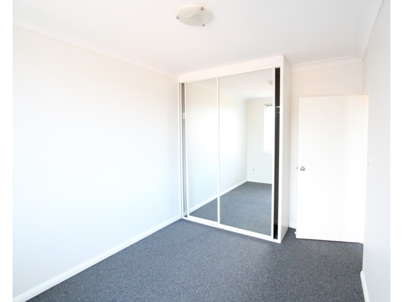 22/26 Goulburn Street, Warwick Farm NSW 2170