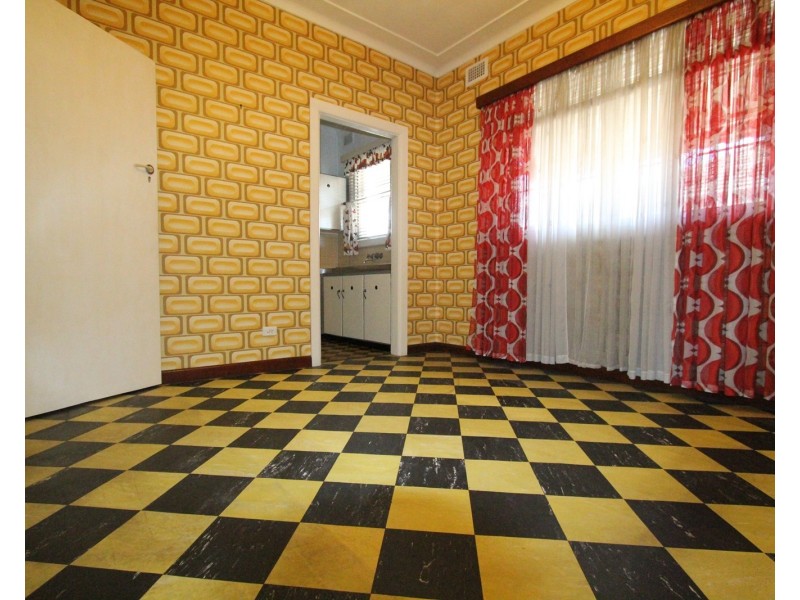 62 Flowerdale Road, Liverpool NSW 2170