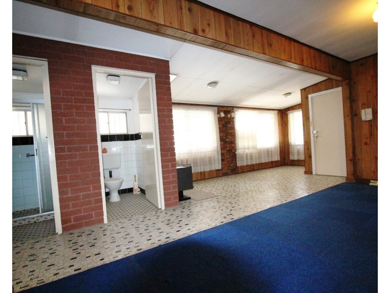 62 Flowerdale Road, Liverpool NSW 2170