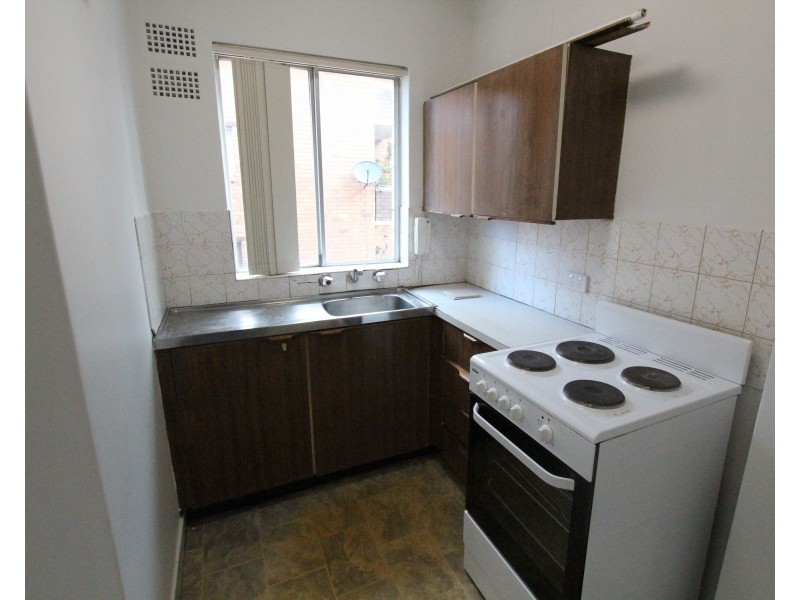 22/12-16  Goulburn Street, Liverpool NSW 2170