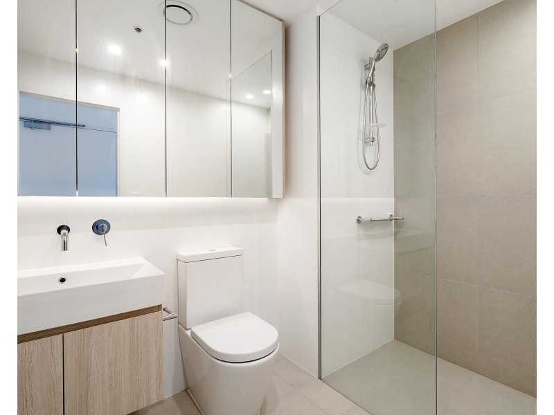 807/6A Atkinson Street, Liverpool NSW 2170