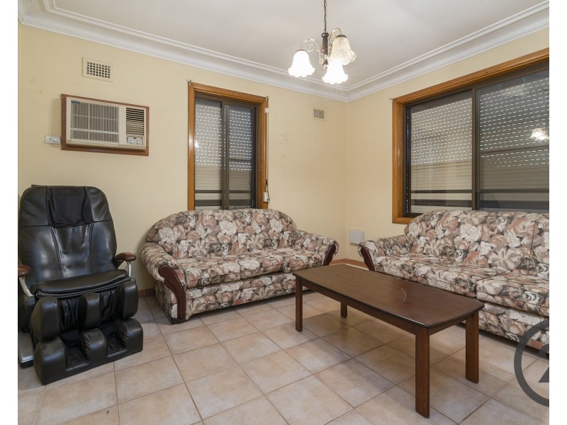 8 Park Road, Liverpool NSW 2170