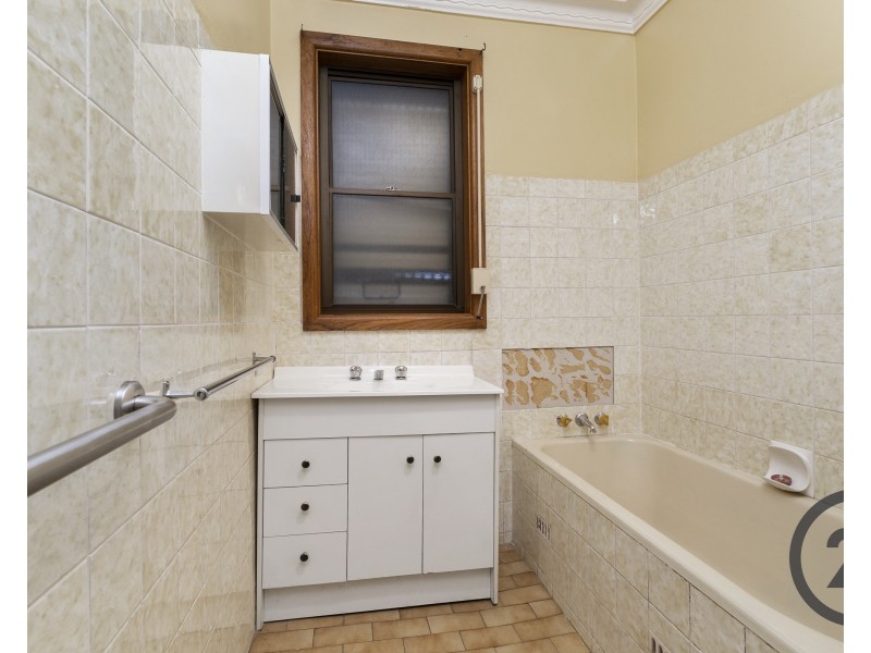 8 Park Road, Liverpool NSW 2170