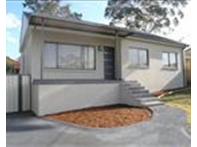 8 Ann Crescent, Mount Pritchard NSW 2170