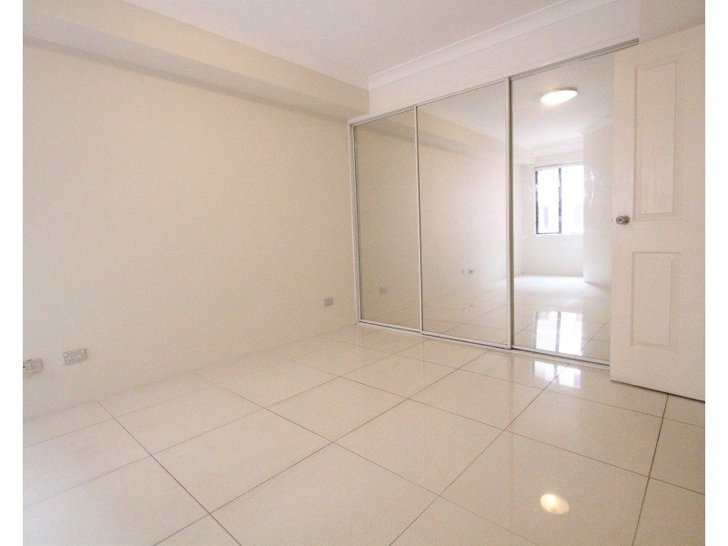 3/9-11 Bathurst street, Liverpool NSW 2170