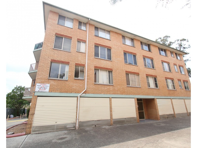 25/3 Riverpark Drive, Liverpool NSW 2170