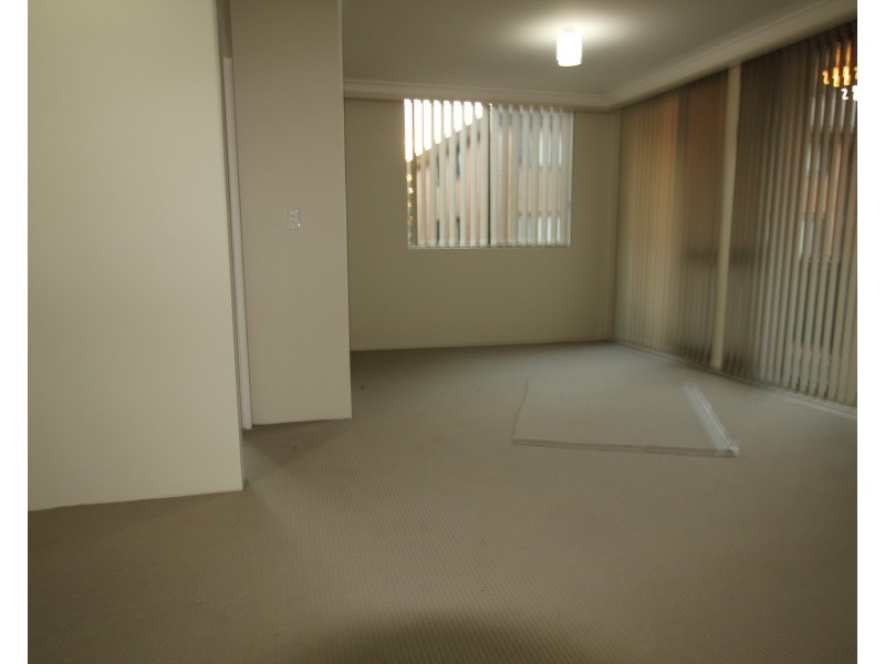 74/132 Moore Street, Liverpool NSW 2170