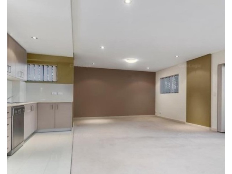 5/5-7 Northumberland Street, Liverpool NSW 2170