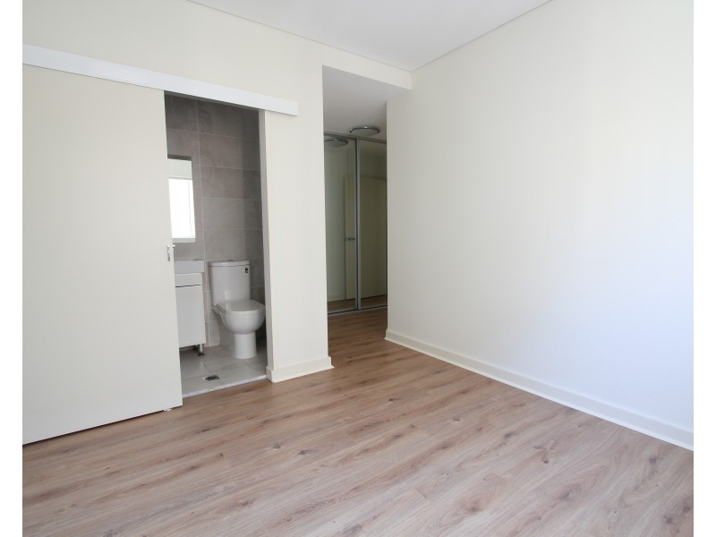 12/41 Lachlan Street, Liverpool NSW 2170