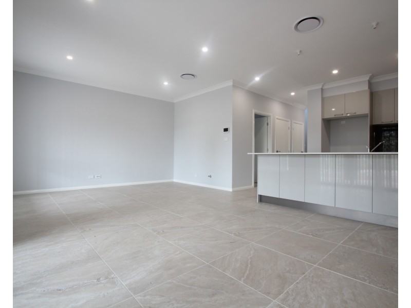 1 Kingsbury Road, Edmondson Park NSW 2174