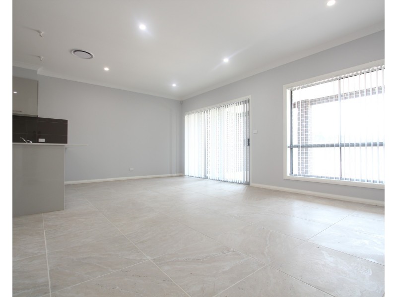 1 Kingsbury Road, Edmondson Park NSW 2174