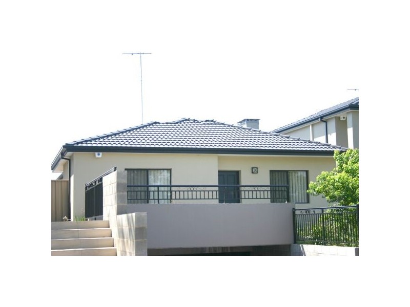 7/54 Osprey Dr, Illawong NSW 2234