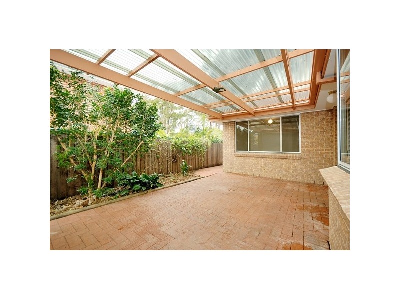 4 Arnold Place, Menai NSW 2234